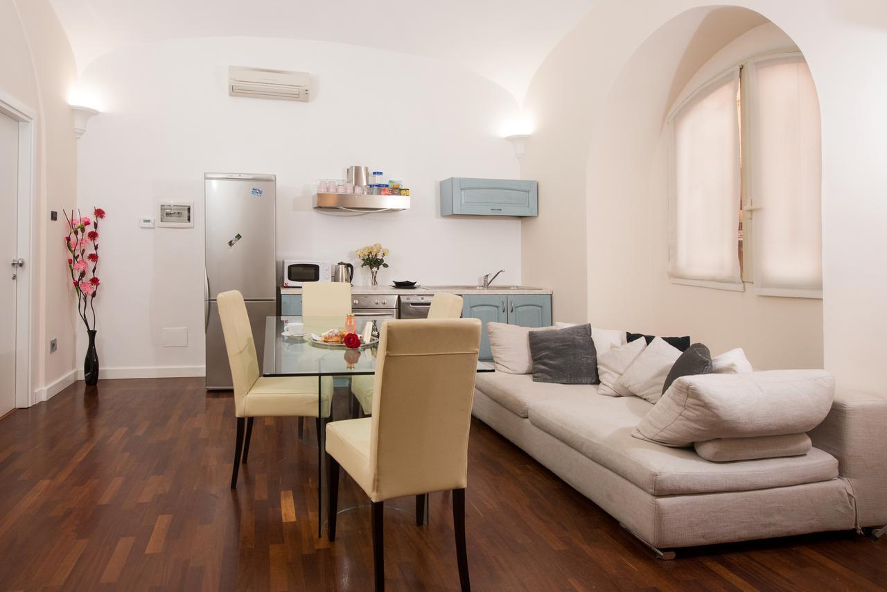 Trinity Luxury Gasthuis 3*